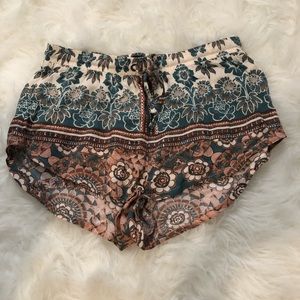 PacSun Kendall and Kylie Floral Flowy Shorts